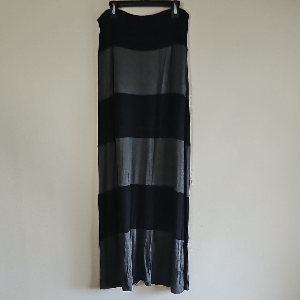 Casual Black and Gray Striped Women's Skirt